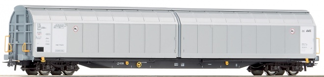 4 axle Sliding wall Box car<br /><a href='images/pictures/Roco/161449.jpg' target='_blank'>Full size image</a>